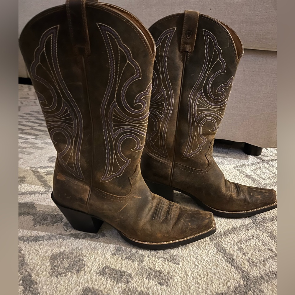 Ariat Women’s Round Up Square Toe Western Boots size 8.5
